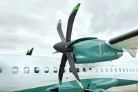 flugzeug propeller turboprop 2