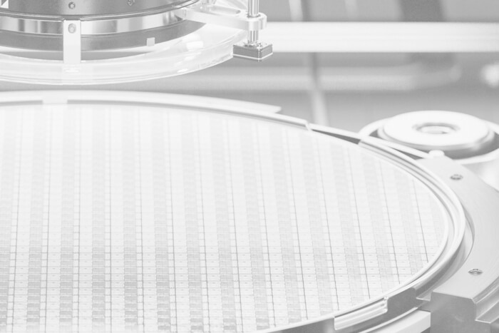 Housings for the semiconductor industry